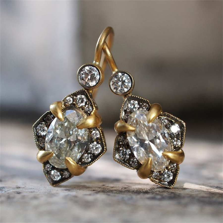 Ethnic Fashion Wear For Women - Boucles d'oreilles pendantes vintage incrustées de
